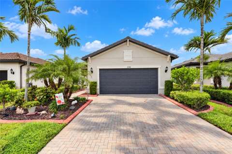2588 Daisy Drive, gated community for sale in North Port