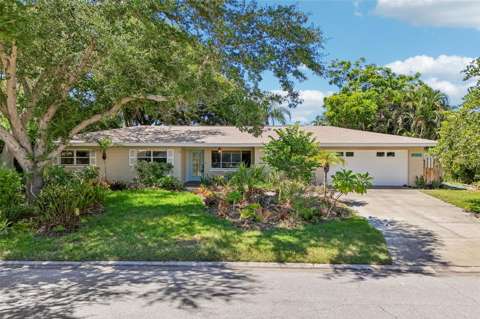 2400 S Brink Avenue, pool for sale in Sarasota