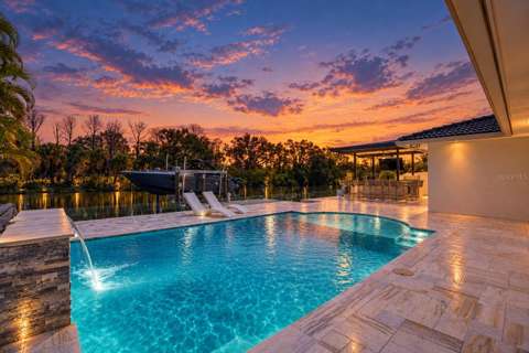 3923 Doral Drive, waterfront for sale in Tampa