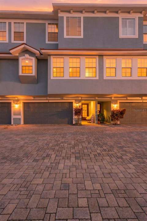 3111 W De Leon Street #9, home for sale on W De Leon Street