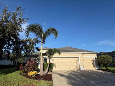 1416 Hickory View Circle, gated community for sale in Parrish