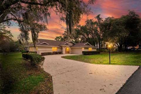 375 E Liberty Street, golf community for sale in Hernando