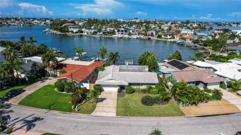 513 Harbor Drive, waterfront for sale in Indian Rocks Beach