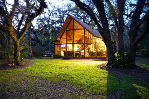 6880 E Channel Drive, $300k–$500k for sale in Hernando