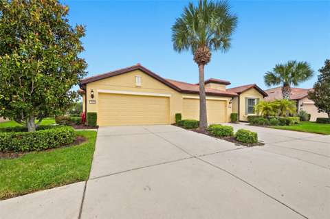 5465 Sunset Falls Drive, waterfront for sale in Apollo Beach