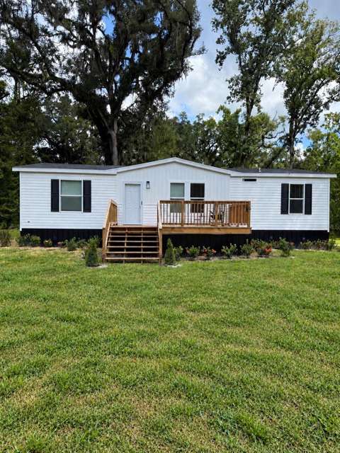 1339 SW Central Terrace, home for sale in Fort White 32038