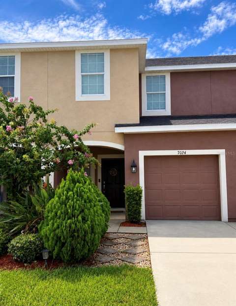 7024 Woodchase Glen Drive, starter home for sale in Riverview