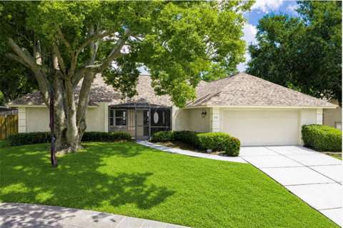 390 Meravan Court, pool for sale in Palm Harbor
