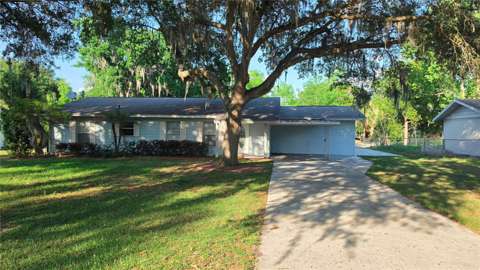 33 Main Street, waterfront for sale in Windermere