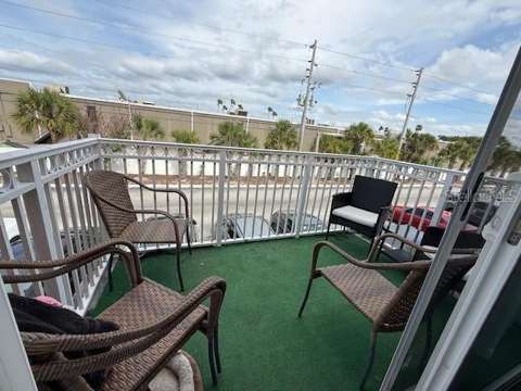 444 Banyon Tree Circle #202, starter home for sale in Maitland