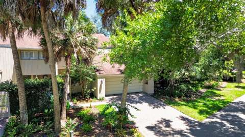100 Hidden Oak Drive, gated community for sale in Longwood