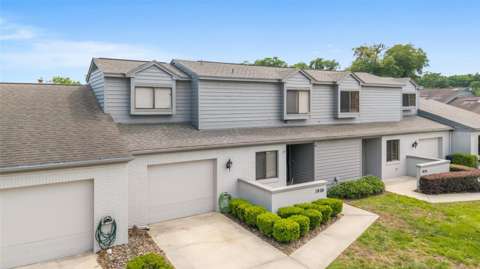 1927 SE 37Th Court Circle, home for sale on SE 37Th Court Circle