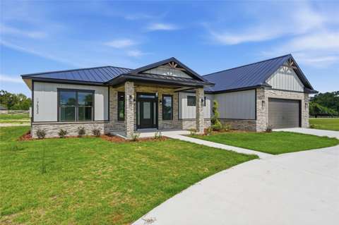 17533 NW 253Rd Drive, home for sale in High Springs 32643