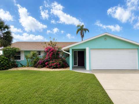 1002 Silver Palm Way, waterfront for sale in Apollo Beach