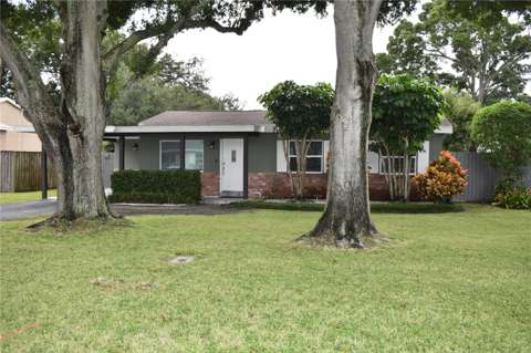 110 Royal Palms, $300k–$500k for sale in Largo