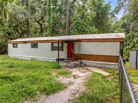 3080 Cr 417, home for sale in Lake Panasoffkee 33538