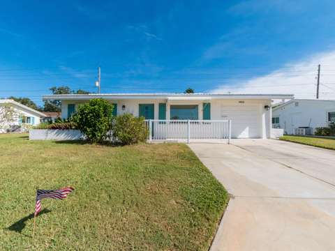 9157 140Th Way, home for sale in Seminole 33776