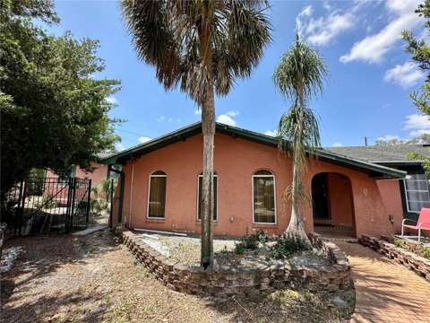 300 Broadview Avenue, pool for sale in Altamonte Springs