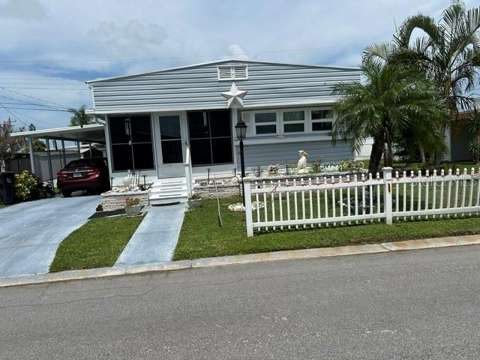 607 50Th Avenue Ter W, home for sale on 50Th Avenue Terrace W