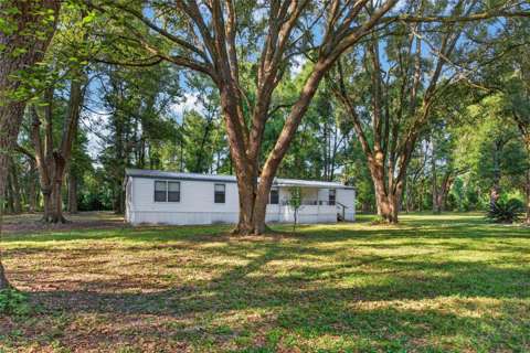 304 Colgate Loop, home for sale in Fort White 32038