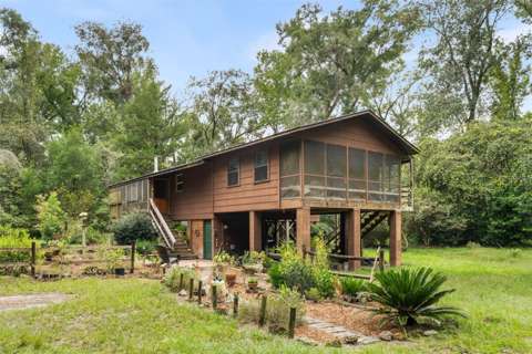 568 SW Rattlesnake Glen, home for sale in Fort White 32038