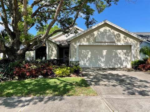 878 E Charing Cross Circle, $300k–$500k for sale in Lake Mary