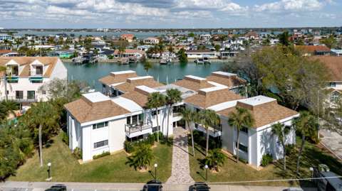 311 Island Way #101, home for sale in Clearwater 33767