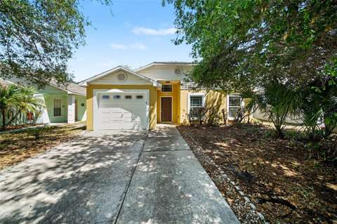 2424 Camden Oaks Place, starter home for sale in Valrico