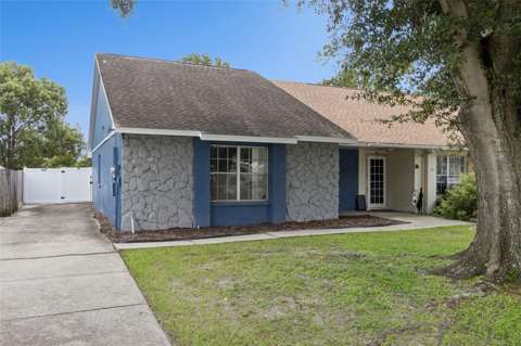 3244 Laurel Dale Drive, home for sale in Tampa 33618