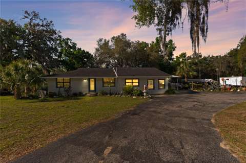 270 W Mcclendon Street, 4-bedroom for sale in Lady Lake