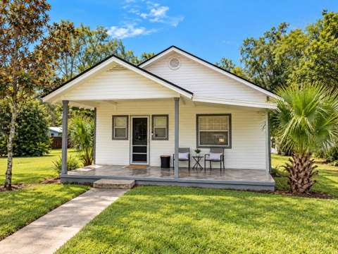226 NE 3Rd Avenue, home for sale in Williston 32696