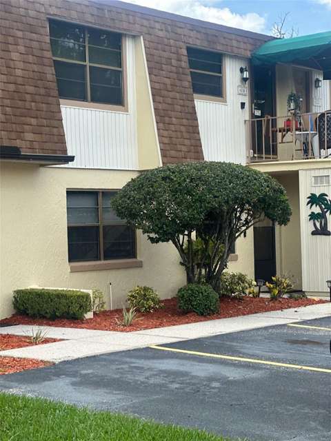 6118 Topher Trail #6118, starter home for sale in Mulberry