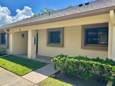 2506 Oakleaf Lane #25B, home for sale in Clearwater 33763