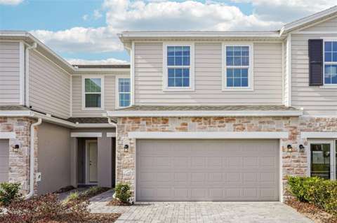 283 Thompson Village Avenue, home for sale in Apopka 32703