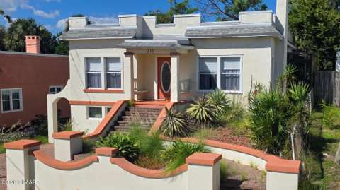 213 Jessamine Boulevard, home for sale on Jessamine Boulevard