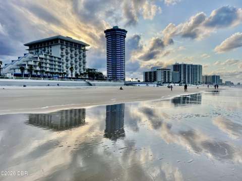 2625 S Atlantic Avenue #11Se, waterfront for sale in Daytona Beach Shores