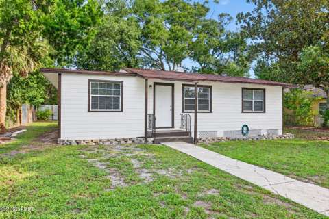 218 Kingston Avenue, home for sale on Kingston Avenue