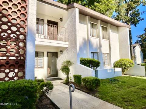 1 Tomoka Oaks Boulevard #119, starter home for sale in Ormond Beach