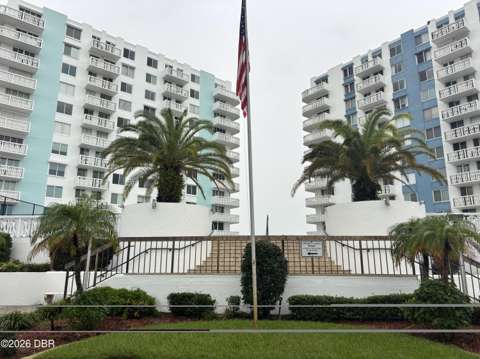 935 N Halifax Avenue #1108, starter home for sale in Daytona Beach