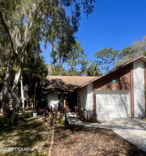 816 Stonybrook Circle, home for sale in Port Orange 32127