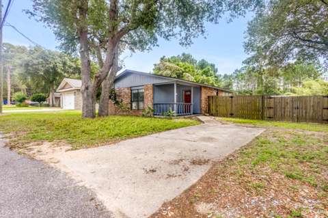912 Al Hammett Road, starter home for sale in Mary Esther