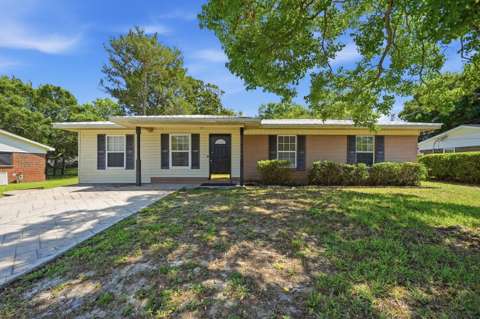 116 NW Holmes Boulevard, home for sale on NW Holmes Boulevard