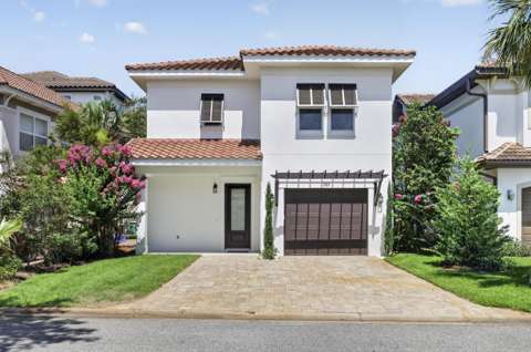 233 Calusa Boulevard, home for sale on Calusa Boulevard