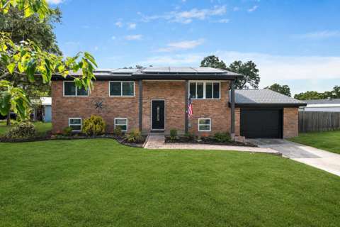 102 NW Robinwood Drive, home for sale in Fort Walton Beach 32548