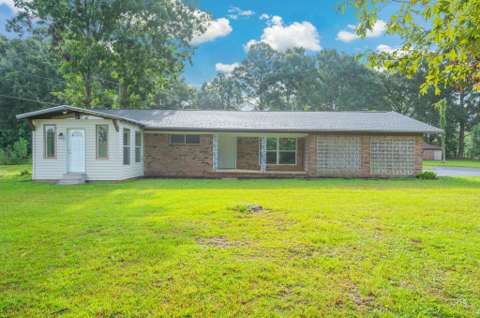 6127 Barnes Road, pool for sale in Crestview