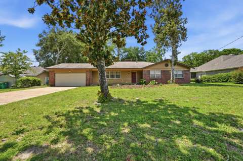 98 Country Club Road, $300k–$500k for sale in Shalimar