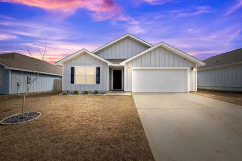 211 Laurel Hill Street, home for sale in Crestview 32539