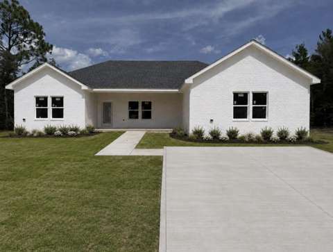 290 E Picasso Circle, $300k–$500k for sale in DeFuniak Springs