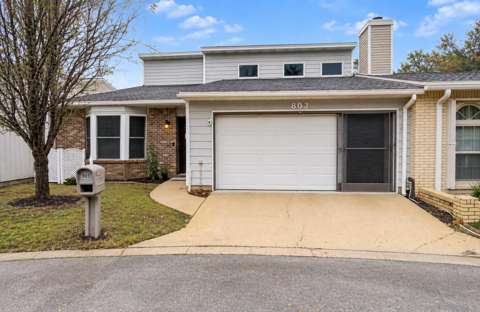 803 Holbrook Circle, starter home for sale in Fort Walton Beach
