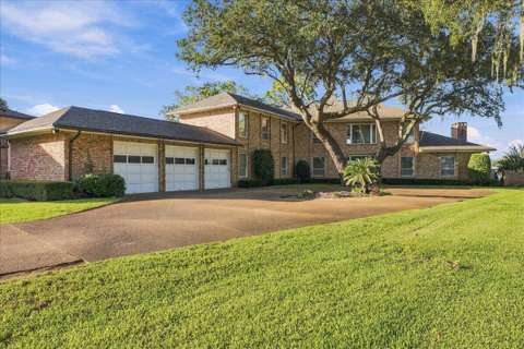 259 NW Sleepy Oaks Lane, 4-bedroom for sale in Fort Walton Beach